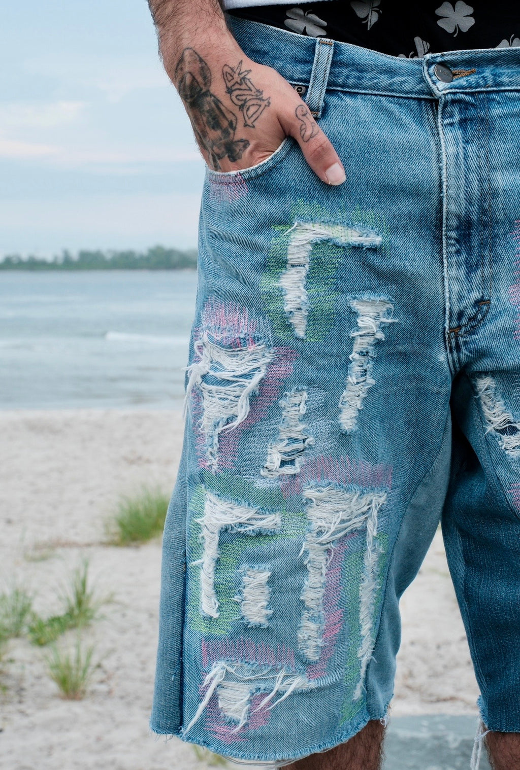 Repaired Flared Denim shorts Green/Pink Light wash